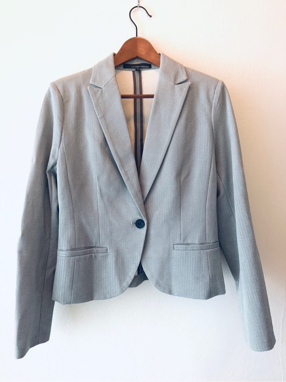 Amanda & Chelsea Light Gray Women's Single-Button Blazer